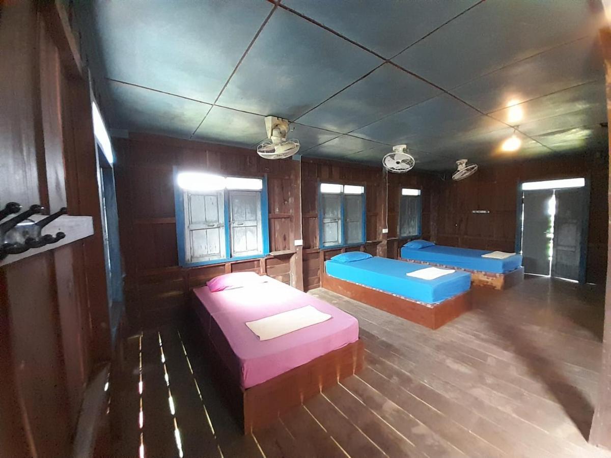 Ta'S Dorm Dondet Hostel Don Det Bagian luar foto