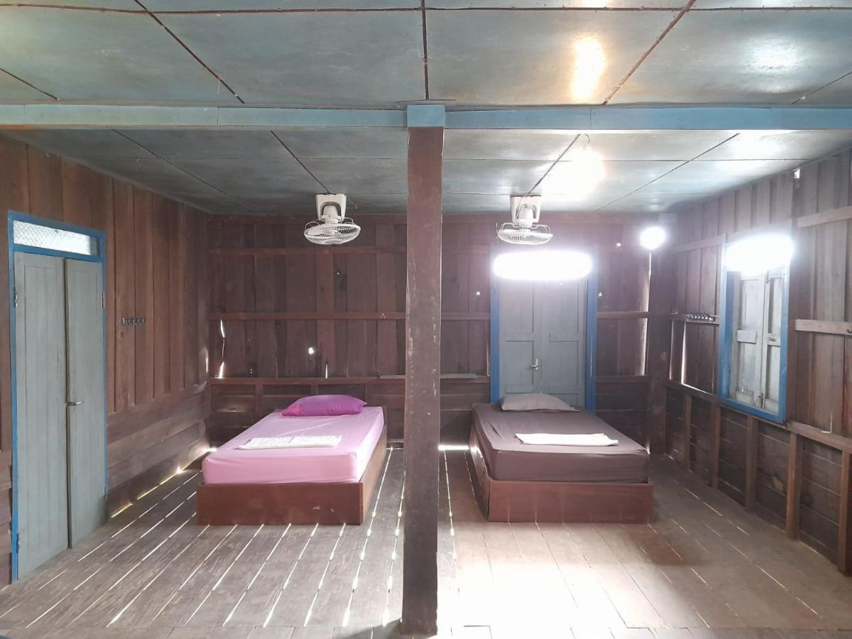 Ta'S Dorm Dondet Hostel Don Det Bagian luar foto